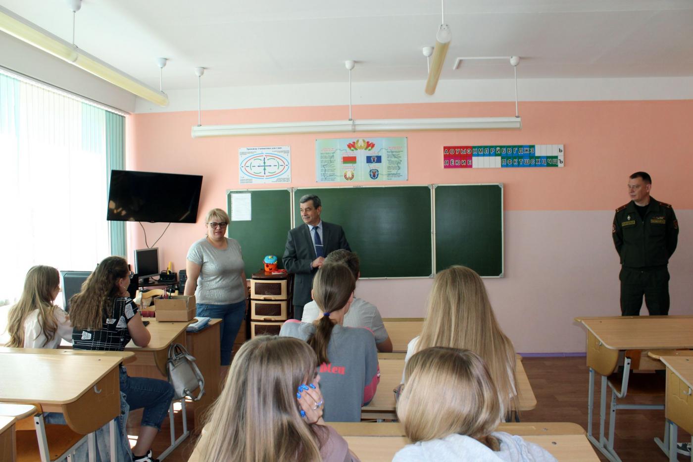 На встрече с профессией учащиеся Средней школы № 6 г. Минска